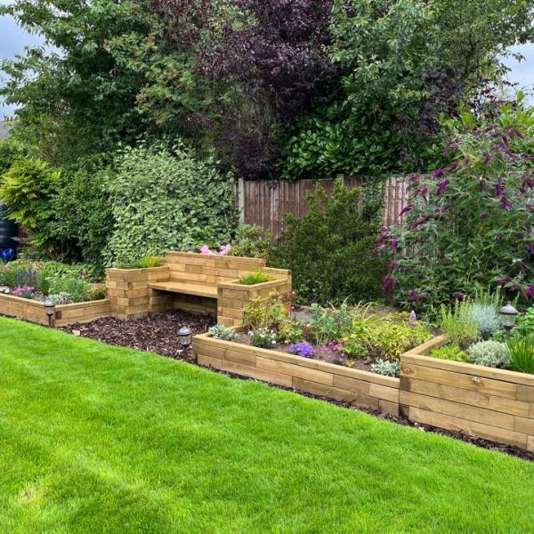 Peter's bespoke planter bench