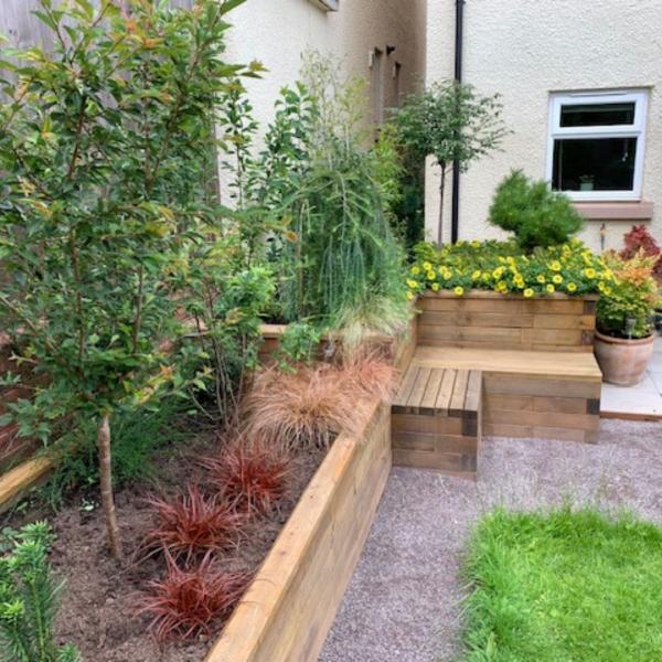 Helen and Mitchell's bespoke planter bench